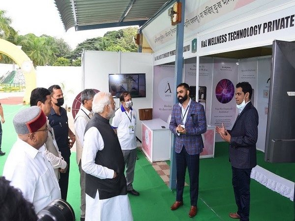 Prime Minister Narendra Modi at the AAYU stand, Digital Yoga Exhibition, Mysuru, 2022